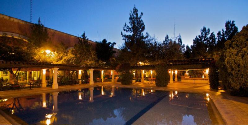 דורנגו Hotel Gobernador מראה חיצוני תמונה